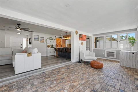 Villa ou maison à vendre à Clearwater, Floride: 3 chambres, 128.58 m2 № 2137779 - photo 19