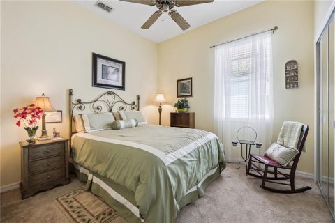 House in Leesburg, Florida 3 bedrooms, 176.24 sq.m. № 2277584 - photo 10