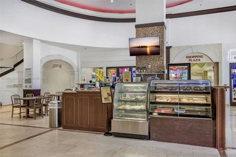 Купить кондоминиум в Санни-Айлс-Бич, Флорида 40.88м2, № 1957423 - фото 7