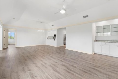 Condo in Sarasota, Florida, 2 bedrooms № 2156273 - photo 27