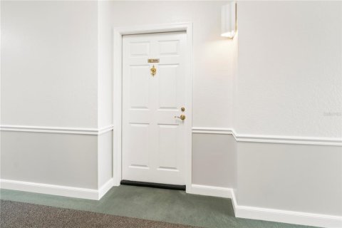 Condo in Sarasota, Florida, 2 bedrooms № 2156273 - photo 8