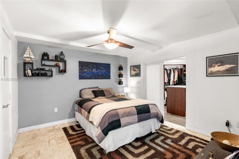 Villa ou maison à louer à Palmetto Bay, Floride: 5 chambres, 423.54 m2 № 2177275 - photo 13