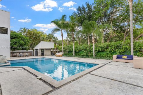 Villa ou maison à louer à Palmetto Bay, Floride: 5 chambres, 423.54 m2 № 2177275 - photo 3