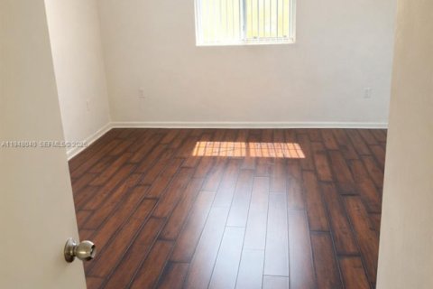 Снять в аренду кондоминиум в Майами, Флорида 1 спальня, 78.78м2, № 2004061 - фото 22