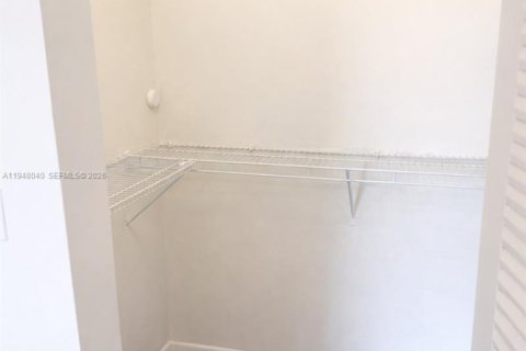 Снять в аренду кондоминиум в Майами, Флорида 1 спальня, 78.78м2, № 2004061 - фото 23