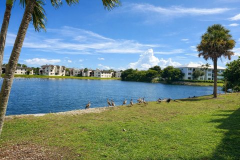 Снять в аренду кондоминиум в Майами, Флорида 1 спальня, 78.78м2, № 2004061 - фото 8