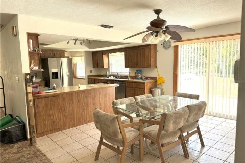 House in Oak Hill, Florida 3 bedrooms, 198.44 sq.m. № 1679131 - photo 14