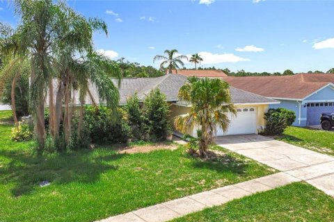 Casa en venta en Kissimmee, Florida, 3 dormitorios, 142.05 m2 № 1823211 - foto 3