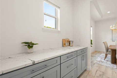 Casa en venta en Orlando, Florida, 5 dormitorios, 367.34 m2 № 1917165 - foto 16