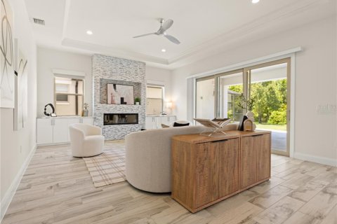 Casa en venta en Orlando, Florida, 5 dormitorios, 367.34 m2 № 1917165 - foto 17