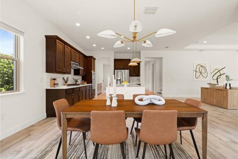 Casa en venta en Orlando, Florida, 5 dormitorios, 367.34 m2 № 1917165 - foto 14