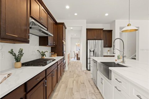Casa en venta en Orlando, Florida, 5 dormitorios, 367.34 m2 № 1917165 - foto 9