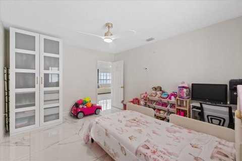 Villa ou maison à vendre à Tampa, Floride: 4 chambres, 199.18 m2 № 2156072 - photo 18