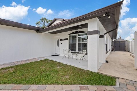 Villa ou maison à vendre à Tampa, Floride: 4 chambres, 199.18 m2 № 2156072 - photo 7