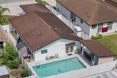 Villa ou maison à vendre à Tampa, Floride: 4 chambres, 199.18 m2 № 2156072 - photo 6