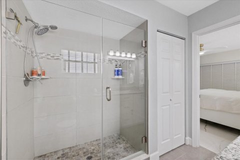 Villa ou maison à vendre à Tampa, Floride: 4 chambres, 199.18 m2 № 2156072 - photo 15