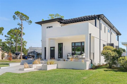 Villa ou maison à vendre à Saint Petersburg, Floride: 4 chambres, 225.85 m2 № 2291081 - photo 4