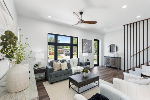 Villa ou maison à vendre à Saint Petersburg, Floride: 4 chambres, 225.85 m2 № 2291081 - photo 8