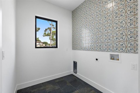 Villa ou maison à vendre à Saint Petersburg, Floride: 4 chambres, 225.85 m2 № 2291081 - photo 18