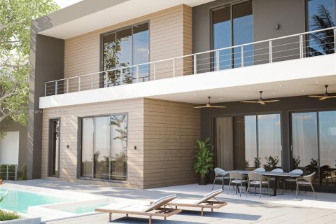 Casa en venta en North Miami, Florida, 6 dormitorios, 570.98 m2 № 1951428 - foto 16