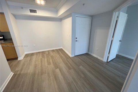 Снять в аренду кондоминиум в Холливуд, Флорида 2 спальни, 93.09м2, № 1967785 - фото 22