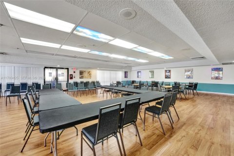 Condominio en venta en Sunrise, Florida, 2 dormitorios, 127.28 m2 № 2007659 - foto 17