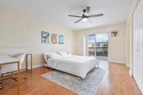 Adosado en venta en Davie, Florida, 4 dormitorios, 133.78 m2 № 1708004 - foto 13