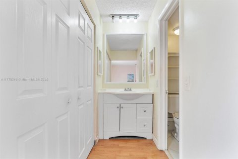 Adosado en venta en Davie, Florida, 4 dormitorios, 133.78 m2 № 1708004 - foto 17
