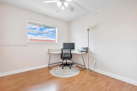 Adosado en venta en Davie, Florida, 4 dormitorios, 133.78 m2 № 1708004 - foto 21