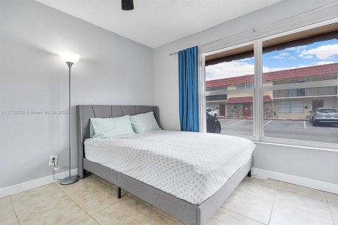 Adosado en venta en Davie, Florida, 4 dormitorios, 133.78 m2 № 1708004 - foto 11