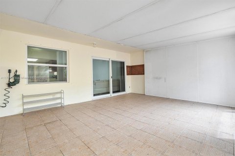 Adosado en venta en Davie, Florida, 4 dormitorios, 133.78 m2 № 1708004 - foto 28
