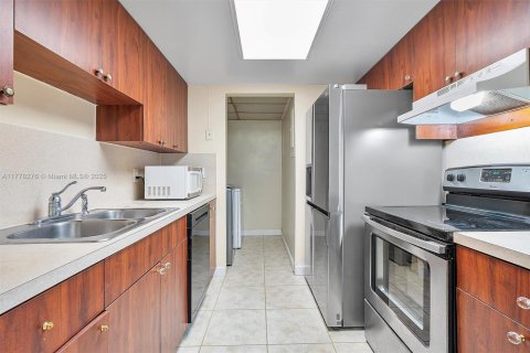 Adosado en venta en Davie, Florida, 4 dormitorios, 133.78 m2 № 1708004 - foto 6