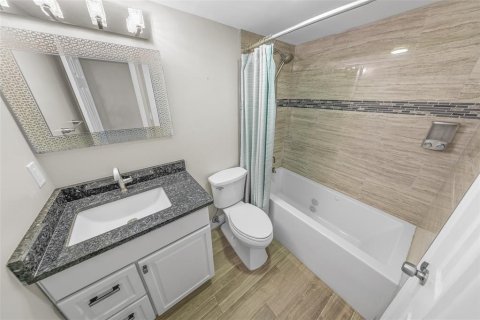 Купить кондоминиум в Понс-Инлет, Флорида 5 комнат, 111.48м2, № 2239065 - фото 25