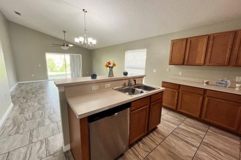 House in Davenport, Florida 3 bedrooms, 172.33 sq.m. № 1900671 - photo 7