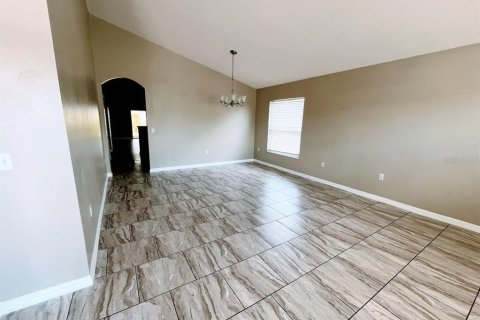 House in Davenport, Florida 3 bedrooms, 172.33 sq.m. № 1900671 - photo 4