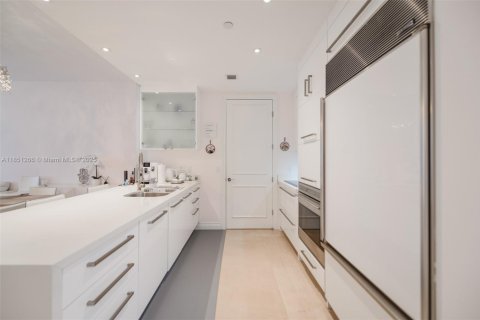 Copropriété à vendre à Sunny Isles Beach, Floride: 3 chambres, 183.85 m2 № 1858931 - photo 8
