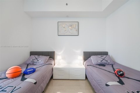 Copropriété à vendre à Sunny Isles Beach, Floride: 3 chambres, 183.85 m2 № 1858931 - photo 29
