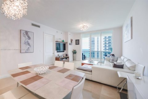 Copropriété à vendre à Sunny Isles Beach, Floride: 3 chambres, 183.85 m2 № 1858931 - photo 4