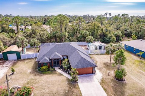 Casa en venta en North Port, Florida, 3 dormitorios, 204.66 m2 № 1567263 - foto 1