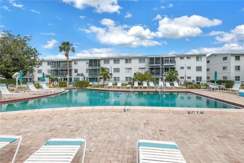Condominio en venta en Bradenton, Florida, 1 dormitorio, 53.51 m2 № 1551806 - foto 29