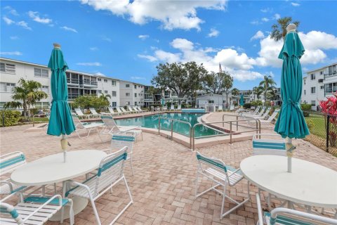 Condominio en venta en Bradenton, Florida, 1 dormitorio, 53.51 m2 № 1551806 - foto 28