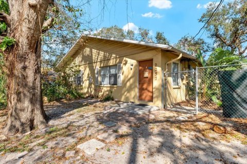 Propiedad comercial en venta en Sarasota, Florida, 12 dormitorios, 189.06 m2 № 1514572 - foto 8