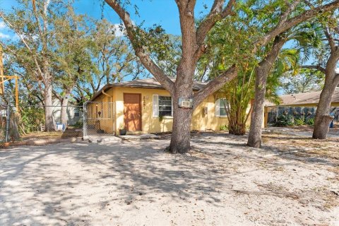 Propiedad comercial en venta en Sarasota, Florida, 12 dormitorios, 189.06 m2 № 1514572 - foto 3