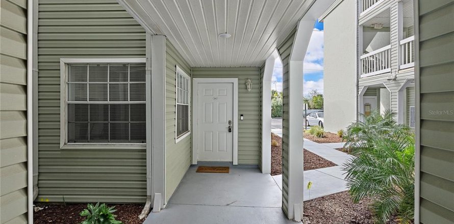 Condominio en Saint Petersburg, Florida, 1 dormitorio  № 1514103