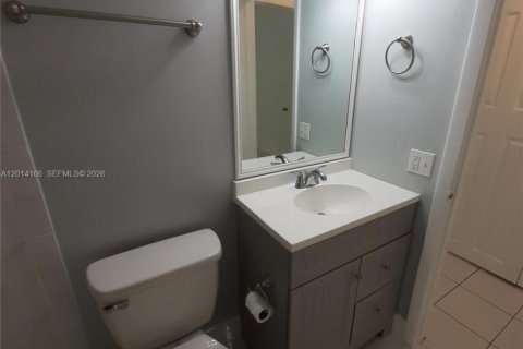 Condominio en venta en Miami, Florida, 2 dormitorios, 83.43 m2 № 2076194 - foto 20