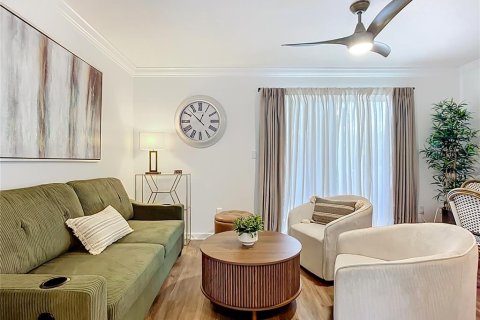 Condo in Holmes Beach, Florida, 2 bedrooms  № 2421604 - photo 10