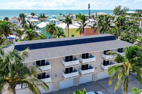 Condo in Holmes Beach, Florida, 2 bedrooms  № 2421604 - photo 3