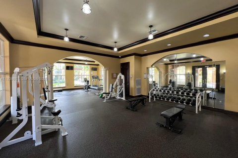 Condo in Tamarac, Florida, 2 bedrooms  № 1990069 - photo 23