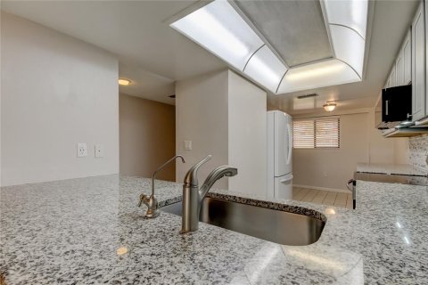 Купить кондоминиум в Семинол, Флорида 6 комнат, 111.48м2, № 1263165 - фото 23