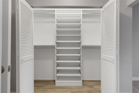 Купить виллу или дом в Брейдентон, Флорида 11 комнат, 171.59м2, № 2110322 - фото 16